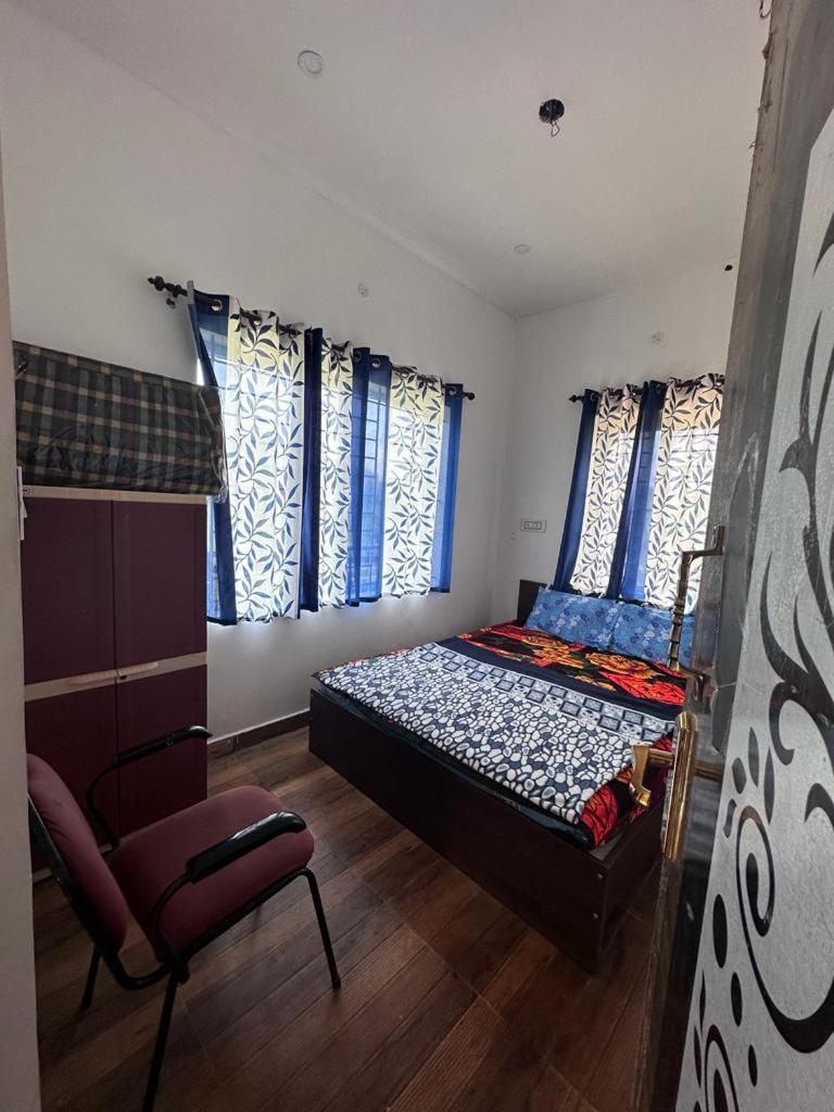 Sandy 4 Bhk Homestay - Only Adults Allowed Utakamand Zewnętrze zdjęcie