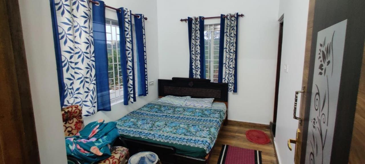 Sandy 4 Bhk Homestay - Only Adults Allowed Utakamand Zewnętrze zdjęcie